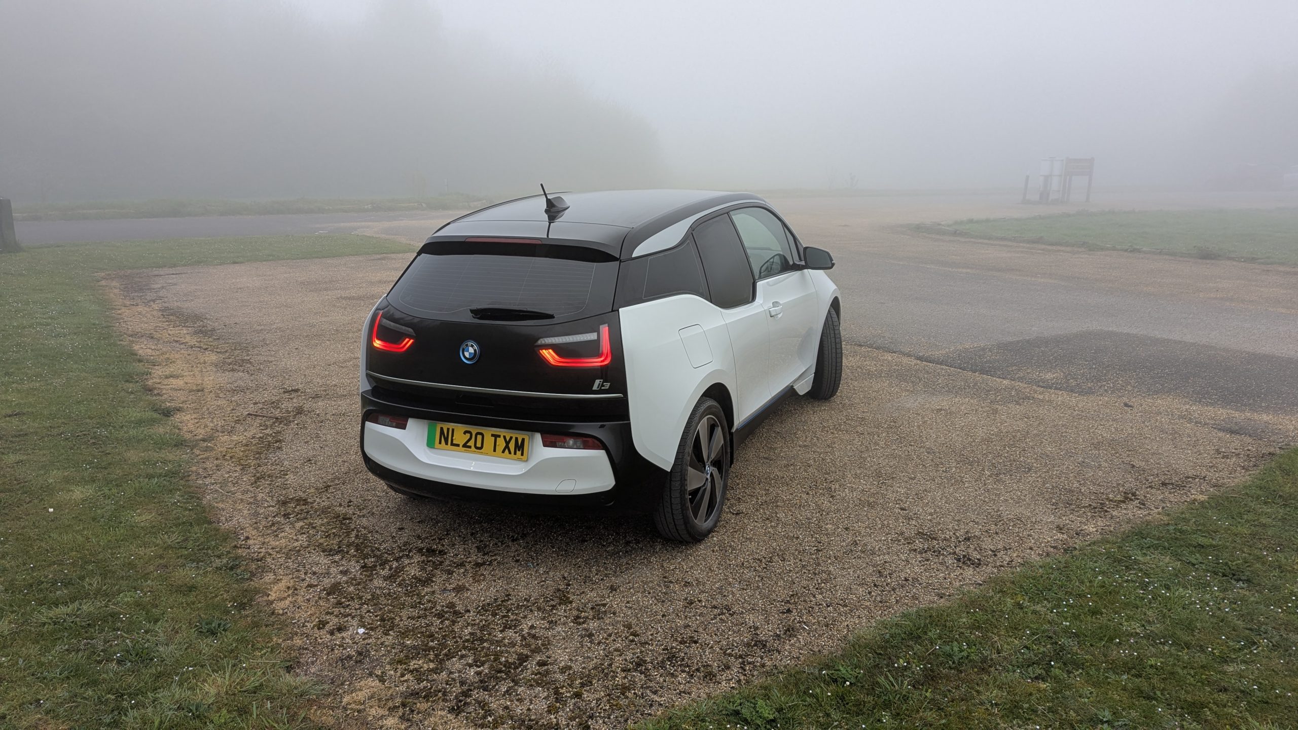 2020 BMW i3 42.2kWh - Thumbnail 4