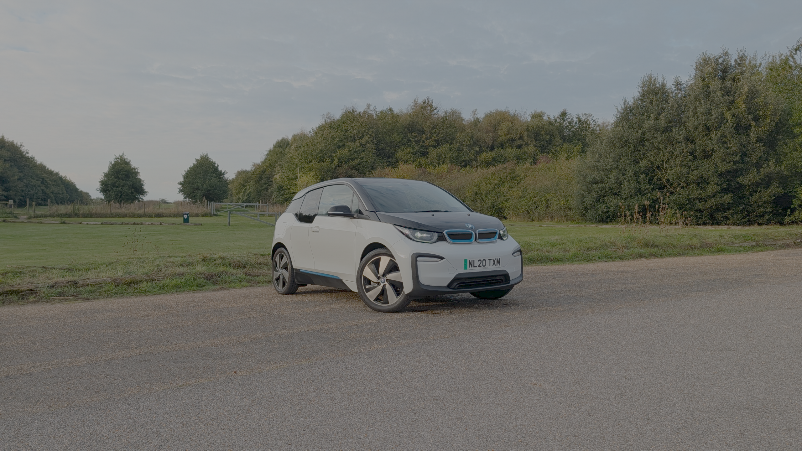 2020 BMW i3 42.2kWh - Thumbnail 2